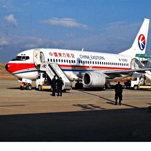和田昆冈航空空运航空快运业稳步发展的原因是什么？
